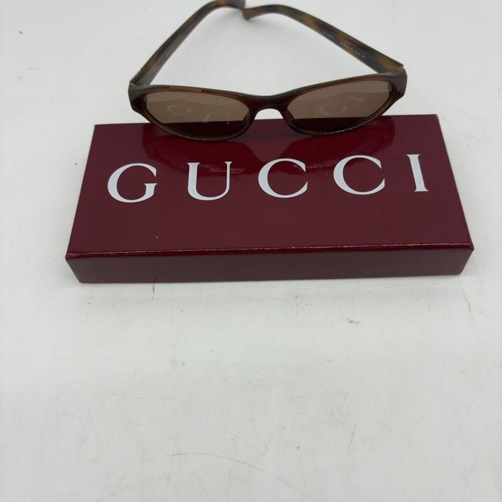 Gucci Sunglasses in Brown